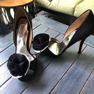 NWT Badgley Mischka Randall black pumps 6.5